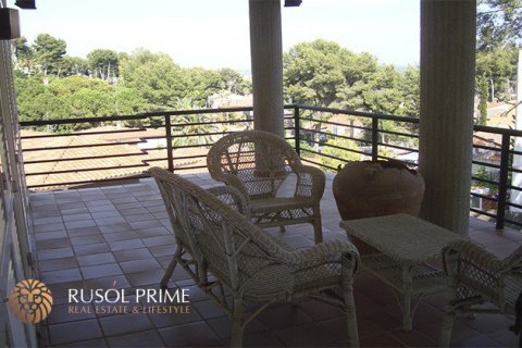 Villa in vendita Castelldefels, Barcelona, Spagna 5 camere da letto, 320 mq. N° 8745 - foto 10