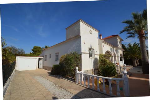 Villa in vendita La Zenia, Alicante, Spagna 3 camere da letto, 180 mq. N° 19368 - foto 8