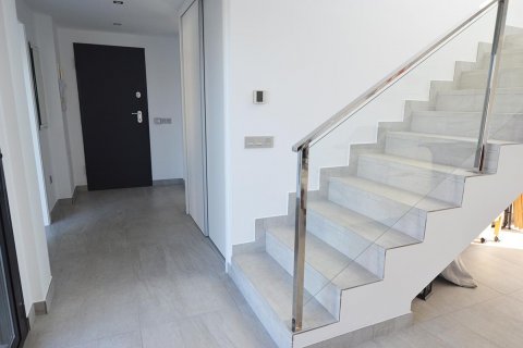 Villa in vendita Cabo Roig, Alicante, Spagna 4 camere da letto, 215 mq. N° 19307 - foto 9