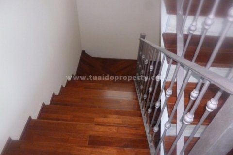 Villa in vendita Torviscas, Tenerife, Spagna 4 camere da letto, 690 mq. N° 24291 - foto 16