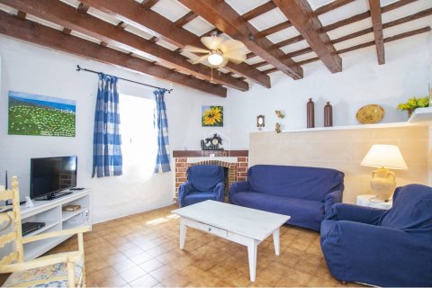 Casa in vendita a Es Castell, Menorca, Spagna 5 camere da letto, 340 mq. N° 23716 - foto 4