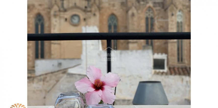 Villetta a schiera Ciutadella De Menorca, Menorca, Spagna 5 camere da letto, 345 mq. N° 39955