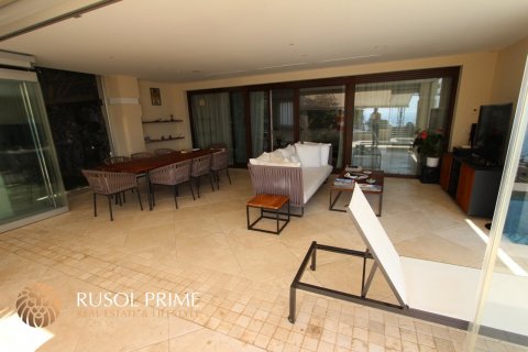 Villa in vendita Benidorm, Alicante, Spagna 6 camere da letto, 1000 mq. N° 39543 - foto 3