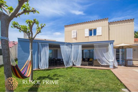 Villa in vendita a Mahon, Menorca, Spagna 5 camere da letto, 352 mq. N° 39000 - foto 5