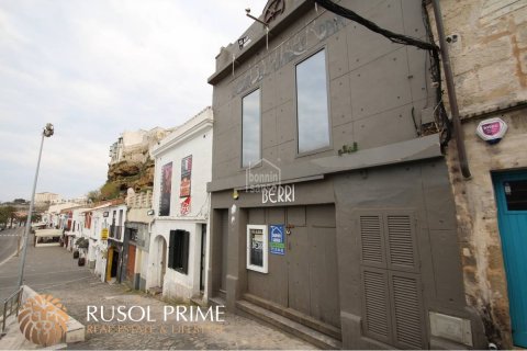 Pub in vendita a Mahon, Menorca, Spagna 3 camere da letto, 181 mq. N° 38242 - foto 2