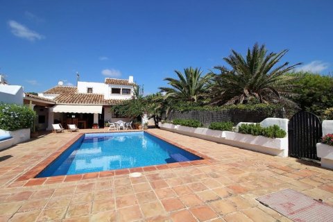 Villa in vendita a Moraira, Alicante, Spagna 4 camere da letto, 307 mq. N° 44227 - foto 1