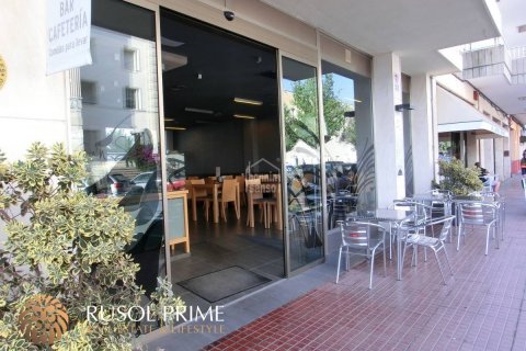 Pub in vendita Mahon, Menorca, Spagna 140 mq. N° 47014 - foto 1