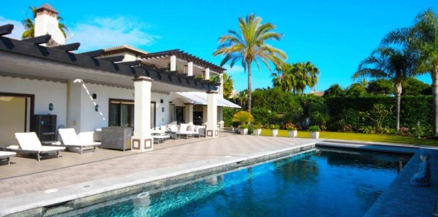 Villa Malaga, Spagna 6 camere da letto, 750 mq. N° 44365