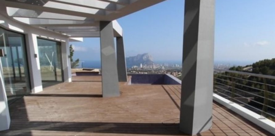 Villa Moraira, Alicante, Spagna 4 camere da letto, 541 mq. N° 45973