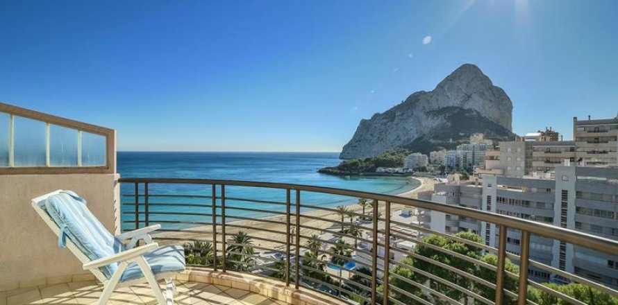 Attico a Calpe, Alicante, Spagna 4 camere da letto, 344 mq. N° 45167