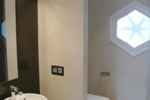 Villa in vendita Mataro, Barcelona, Spagna 6 camere da letto, 290 mq. N° 41426 - foto 4