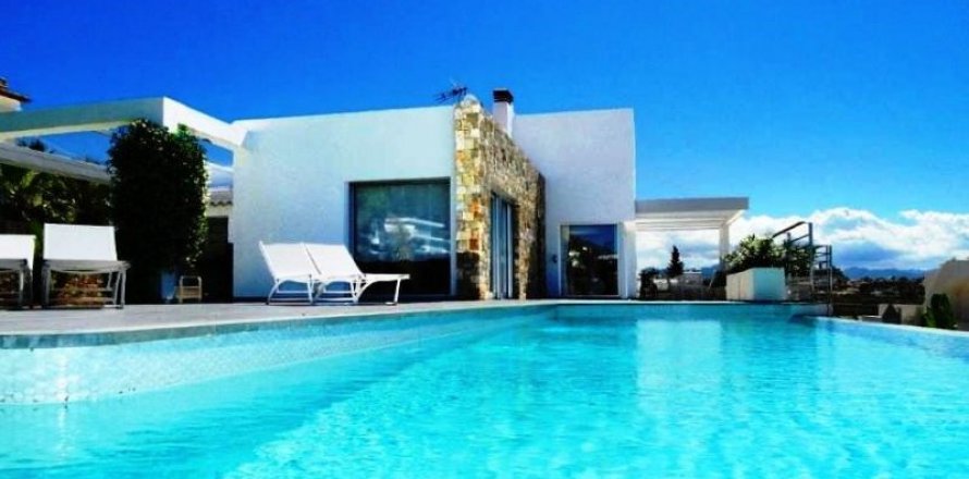 Villa a Javea, Alicante, Spagna 5 camere da letto, 491 mq. N° 44214