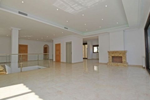 Villa in vendita a Alicante, Spagna 4 camere da letto, 485 mq. N° 44792 - foto 6