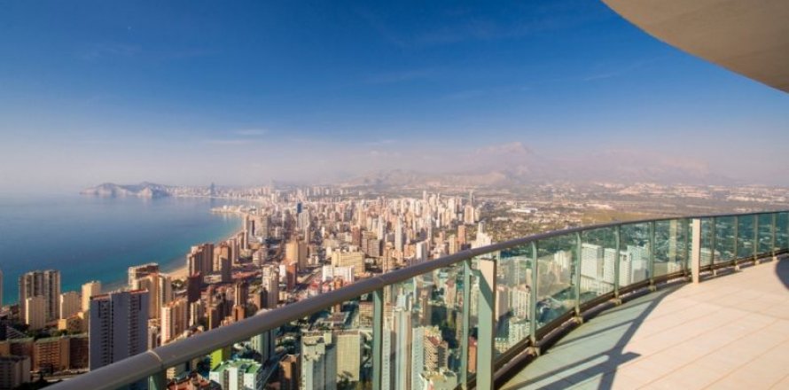 Appartamento Benidorm, Alicante, Spagna 3 camere da letto, 173 mq. N° 44162