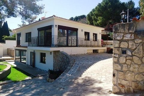 Villa in vendita a Denia, Alicante, Spagna 5 camere da letto, 250 mq. N° 45056 - foto 1