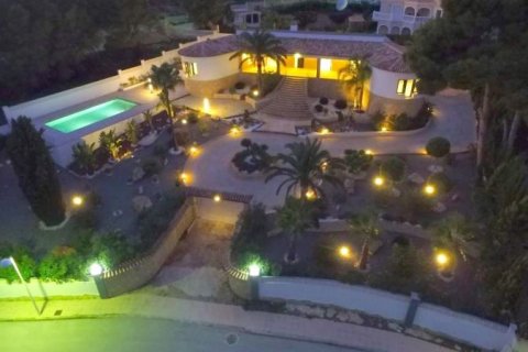 Villa in vendita a Benissa, Alicante, Spagna 4 camere da letto, 400 mq. N° 43956 - foto 1