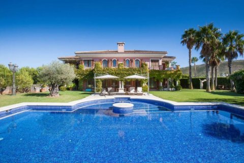 Villa in vendita a Javea, Alicante, Spagna 7 camere da letto, 690 mq. N° 41750 - foto 1