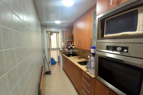 Appartamento in vendita a Badalona, Barcelona, Spagna 4 camere da letto, 97 mq. N° 40988 - foto 3