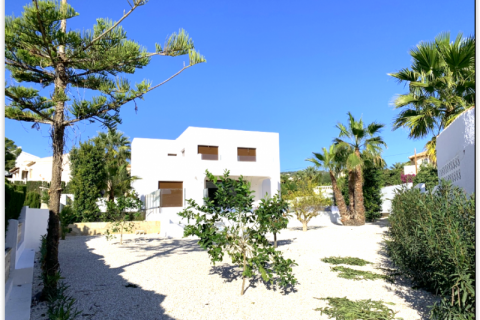Villa in vendita a Benissa, Alicante, Spagna 3 camere da letto, 207 mq. N° 42859 - foto 3