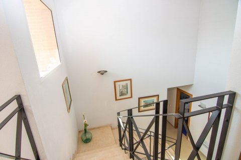 Villa in vendita a La Nucia, Alicante, Spagna 5 camere da letto, 290 mq. N° 50082 - foto 22