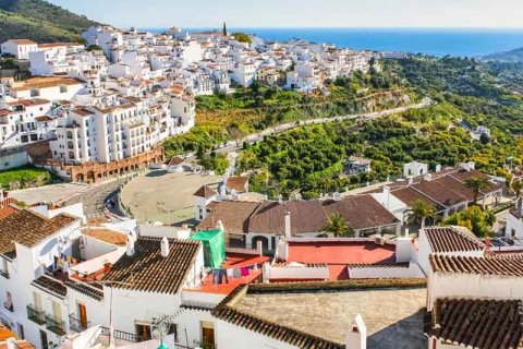 Cajamar and Haya Real Estate Offer Properties at €50,000 on Andalusian Market