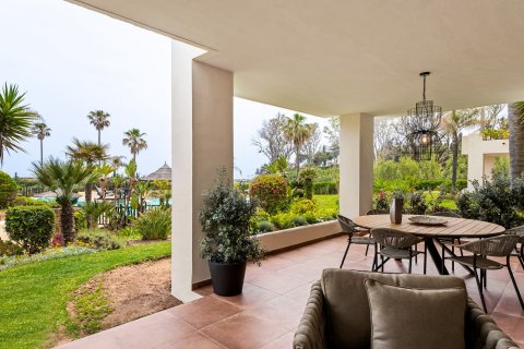 Appartamento in vendita Estepona, Malaga, Spagna 4 camere da letto, 137 mq. N° 53527 - foto 18