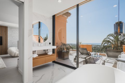 Duplex in vendita Nueva Andalucia, Malaga, Spagna 3 camere da letto, 294 mq. N° 53579 - foto 17