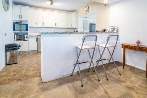 Villa in vendita Estepona, Malaga, Spagna 4 camere da letto, 313 mq. N° 53533 - foto 10