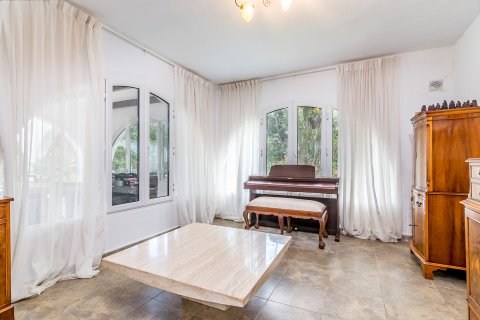 Villa in vendita Estepona, Malaga, Spagna 4 camere da letto, 313 mq. N° 53533 - foto 13