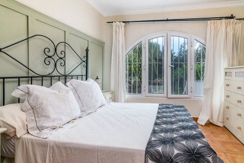 Villa in vendita Estepona, Malaga, Spagna 4 camere da letto, 313 mq. N° 53533 - foto 19