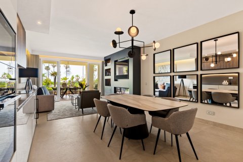 Appartamento in vendita Estepona, Malaga, Spagna 4 camere da letto, 137 mq. N° 53527 - foto 11