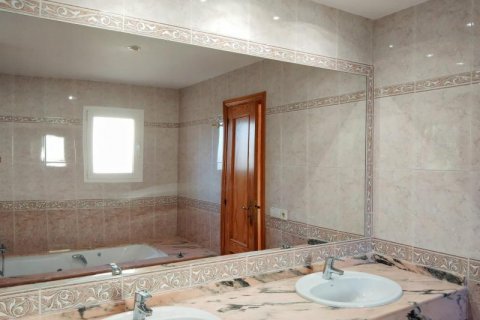 Villa in vendita a Nova Santa Ponsa, Mallorca, Spagna 5 camere da letto, 423 mq. N° 53651 - foto 10