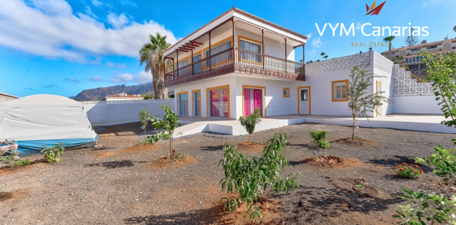 Villa a Puerto de Santiago, Tenerife, Spagna 5 camere da letto, 160 mq. N° 54946