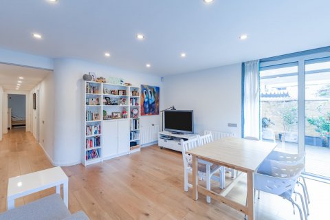 Appartamento in vendita Barcelona, Spagna 3 camere da letto, 102 mq. N° 56921 - foto 6