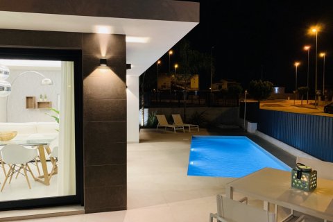 Villa in vendita a Daya Nueva, Alicante, Spagna 3 camere da letto, 128 mq. N° 56448 - foto 9