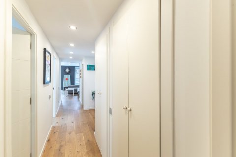 Appartamento in vendita Barcelona, Spagna 3 camere da letto, 102 mq. N° 56921 - foto 15