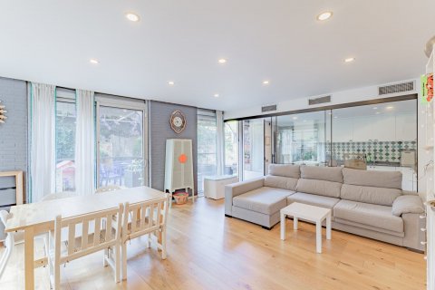Appartamento in vendita Barcelona, Spagna 3 camere da letto, 102 mq. N° 56921 - foto 2
