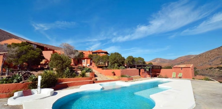 Finca Betancuria, Fuerteventura, Spagna 16 camere da letto, 2000 mq. N° 55177