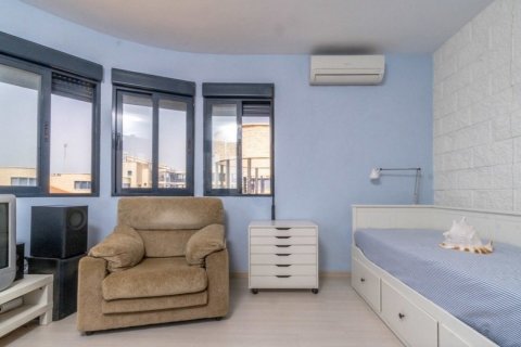 Villetta a schiera in vendita a Cabo Roig, Alicante, Spagna 4 camere da letto, 104 mq. N° 58520 - foto 4