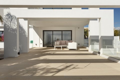 Villa in vendita San Roque, Cadiz, Spagna 8 camere da letto, 1.6 mq. N° 3270 - foto 11