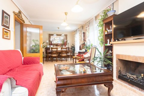Casa in vendita a Madrid, Spagna 5 camere da letto, 249.62 mq. N° 62231 - foto 3