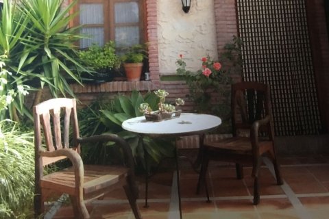 Villa in vendita a Estepona, Malaga, Spagna 5 camere da letto, 375 mq. N° 3341 - foto 6