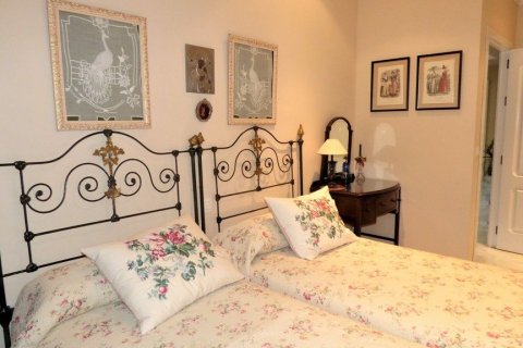 Villetta a schiera in vendita a Sevilla, Seville, Spagna 9 camere da letto, 600 mq. N° 3379 - foto 23