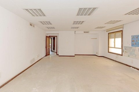 Appartamento in vendita a Cadiz, Spagna 6 camere da letto, 304 mq. N° 60939 - foto 30