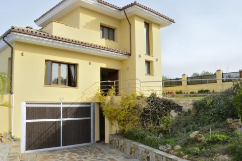 Villa in vendita Jerez de la Frontera, Cadiz, Spagna 5 camere da letto, 354 mq. N° 3289 - foto 1