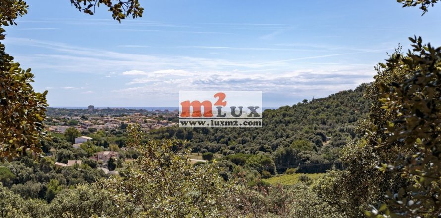 Zemes gabals Calonge, Girona, Spānijā 2080 m2 Nr. 16753