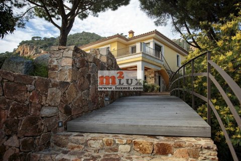Villa pārdošanā Sant Feliu de Guixols, Girona, Spānijā 11 istabas, 980 m2 Nr. 16712 - attēls 2