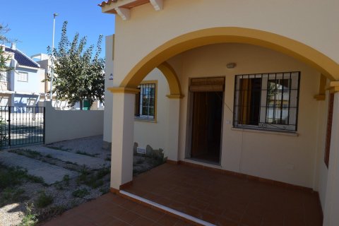 Rindu māja pārdošanā Torre de la Horadada, Alicante, Spānijā 2 istabas, 91 m2 Nr. 19280 - attēls 2