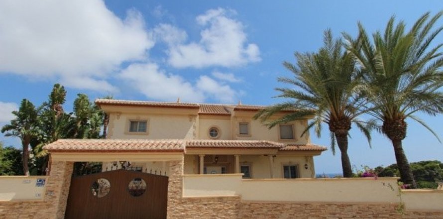 Villa Calpe, Alicante, Spānijā 4 istabas, 635 m2 Nr. 24946