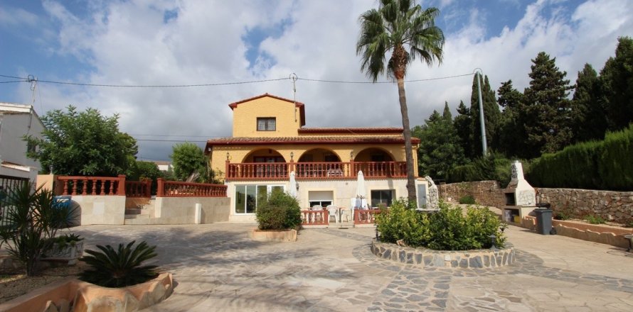 Villa Calpe, Alicante, Spānijā 7 istabas, 300 m2 Nr. 25141